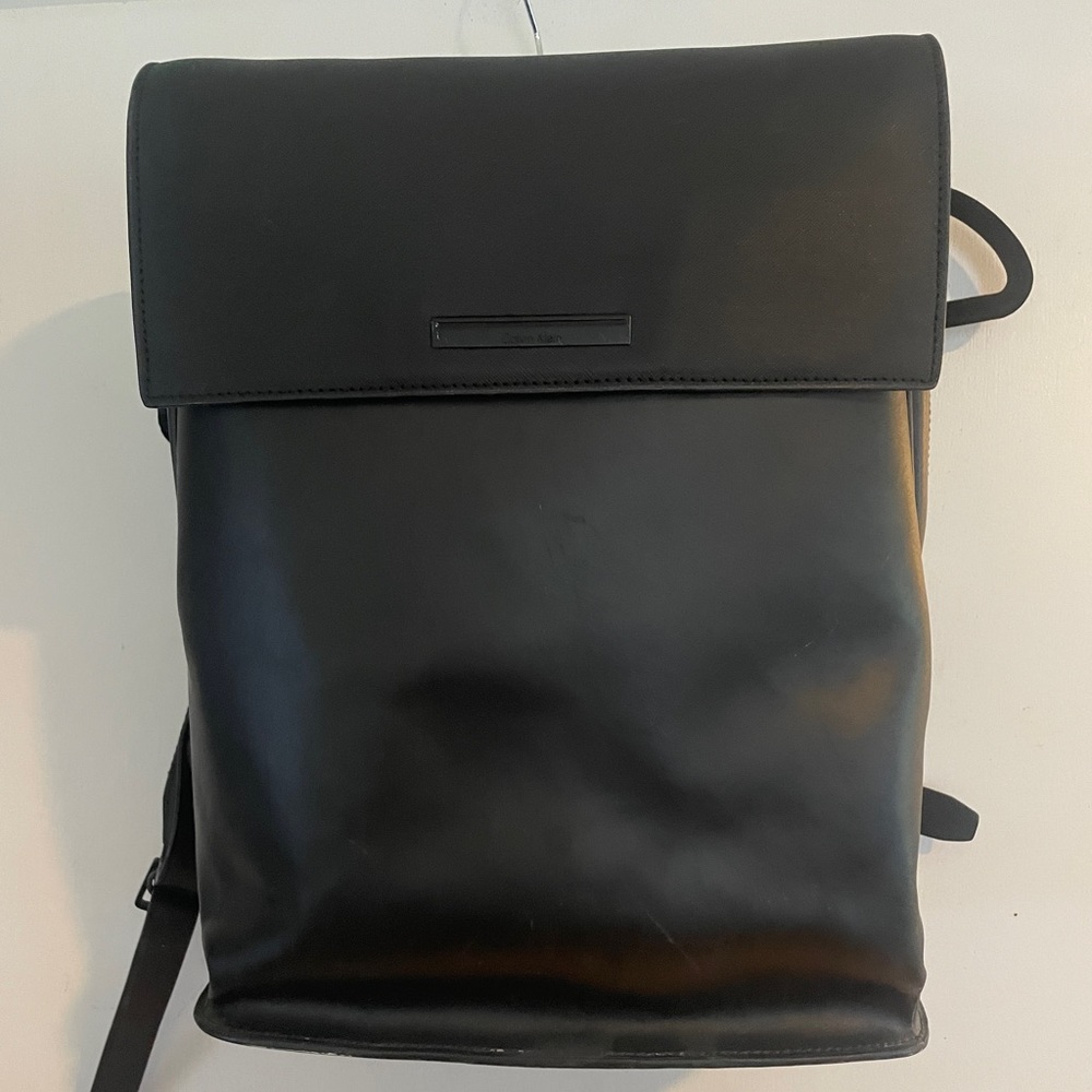 Black Leather Calvin Klein Back-pack